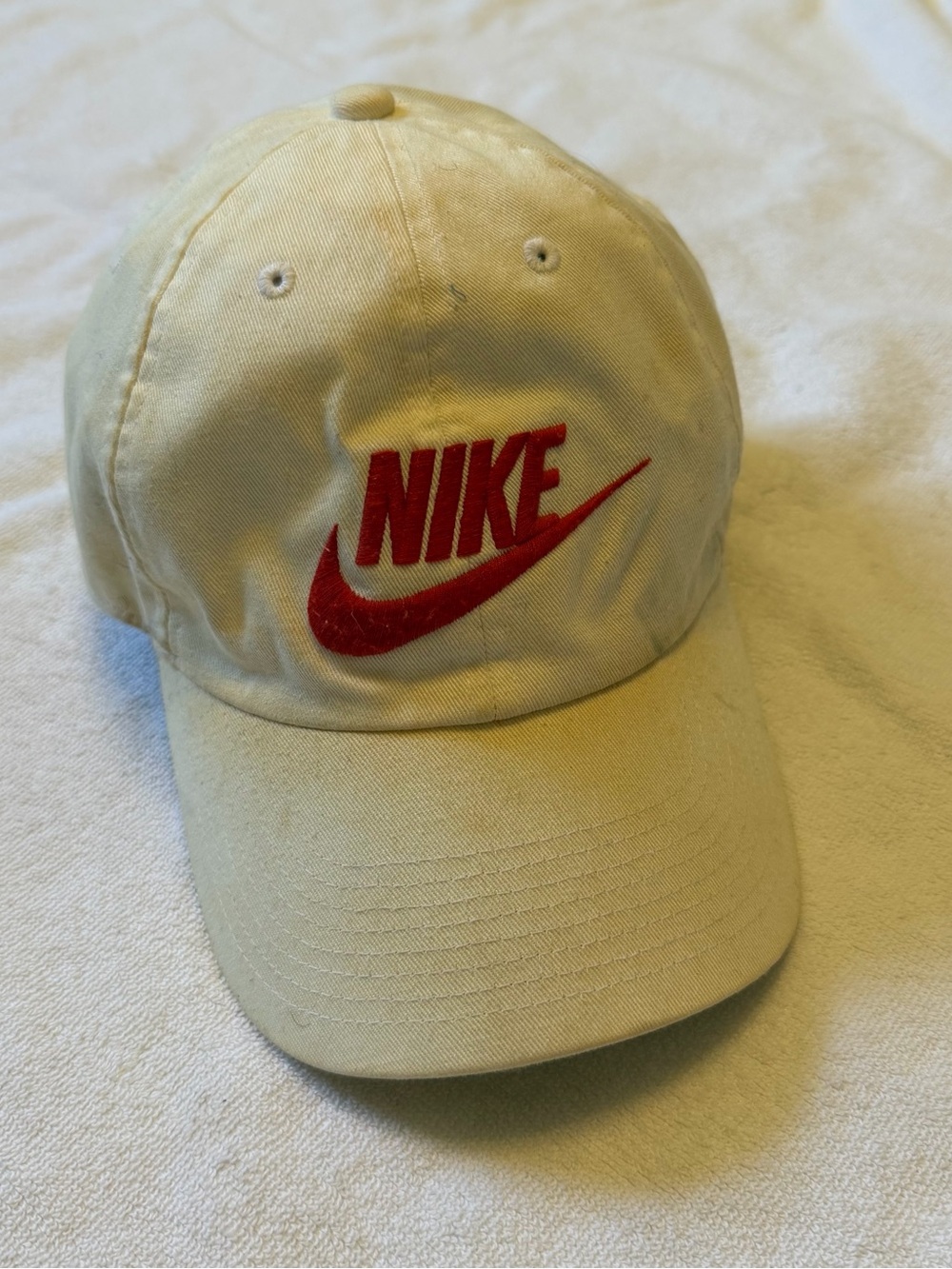 Nike White Cap with Red Embroidered Logo Read Description